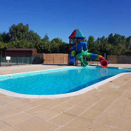 Camping Mobil Lac Du Der *
